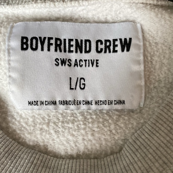 Basic Boyfriend Crew Sweater - Picture 3 of 4